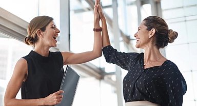 İstatistiklerle eğitim, işgücü ve sağlıkta kadın... Erkeklerden 5,2 yıl daha uzun yaşıyorlar