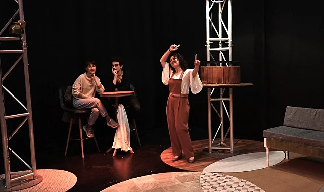 İzmir Bornova'da "Unutmak" fırtınası esti