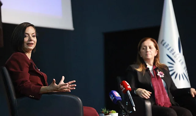 İzmir Karabağlar'da "Kadın ve Emek" forumu