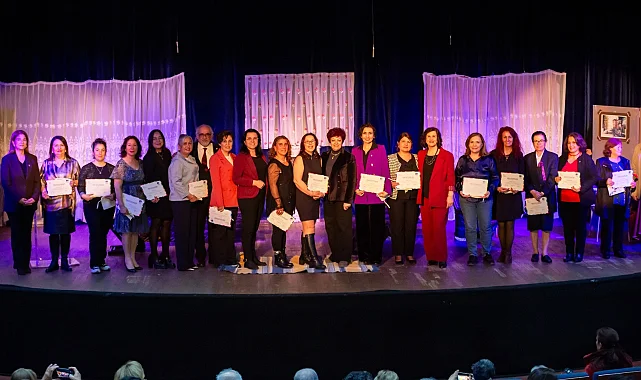 İzmir Narlıdere'de dayanışma ve sanat buluştu