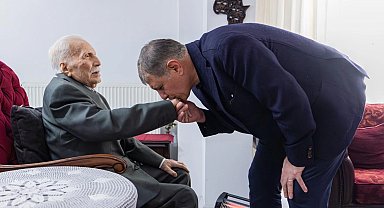 İzmir'de 14 Mart'ta ortopedinin çınarına ziyaret