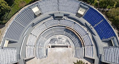 İzmir'de Açık Hava Tiyatrosu yeni sezona hazırlanıyor