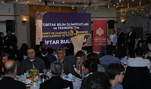 İzmir'de TÜBİTAK ve TEKNOFEST'in başarılı öğrenci ve öğretmenleri ağırlandı