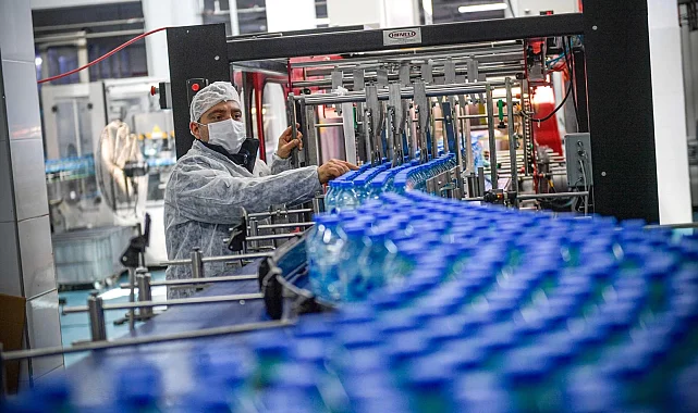 İzmir'in suyu Şaşal yeni yüzüyle raflarda