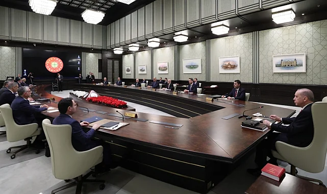 Kabine yoğun gündemle toplanıyor