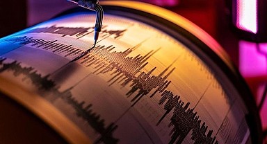 Kahramanmaraş Göksun’da Deprem Paniği