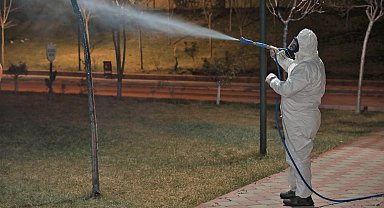 Keçiören'de sinekle mücadele ve bitki koruma çalışmaları sürüyor