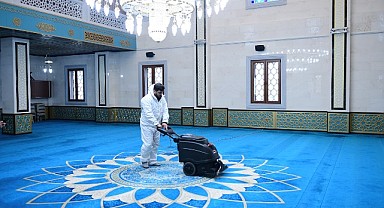 Kestel’de Camiler Ramazan Bayramı Öncesi Baştan Aşağı Temizleniyor