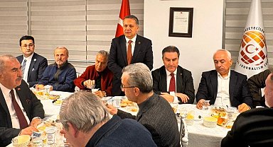 KGK iftarında gündem savaş