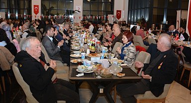 Kızılay Bornova'dan vefa gecesi