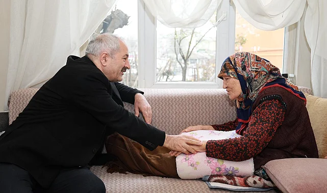 Kocaeli Gebze'de 100 yaşındaki Hesna Karaca Teyzeye ziyaret