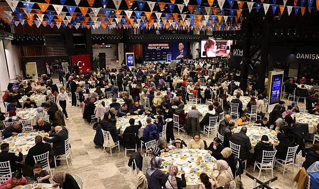 Kocaeli il iftarına binlerce kişi katıldı