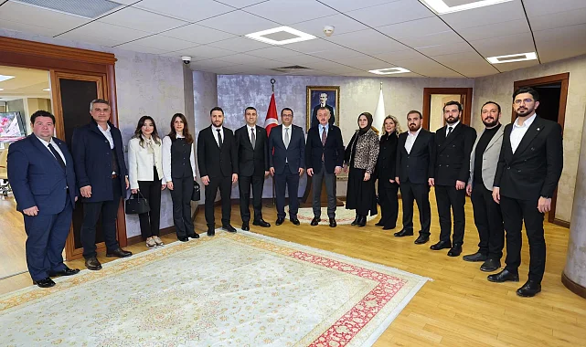 Kocaeli'de Başkan Büyükakın'a ziyaretçi akını