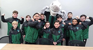 Kocaelili o çocuklar maçta yerlerini aldı