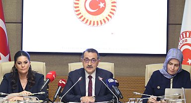 Komisyon beklenen raporu sundu... Türkiye yapay zekâda üreten ve düzenleyen olacak