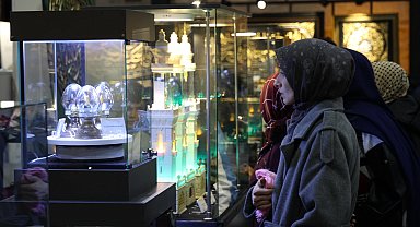 Konya'da 'Mukaddes Emanetler' sergisi doldu taştı