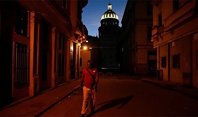 Küba Yalnızlaşıyor