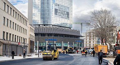 Malatya'da çarşı merkezinde asfalt çalışması