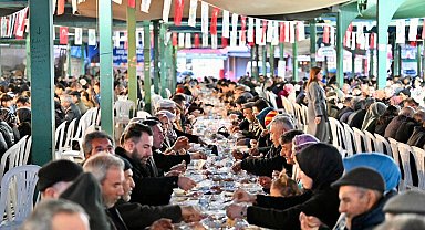 Manisa Demirci'de iftar sofrası birlik ve bereketi buluşturdu