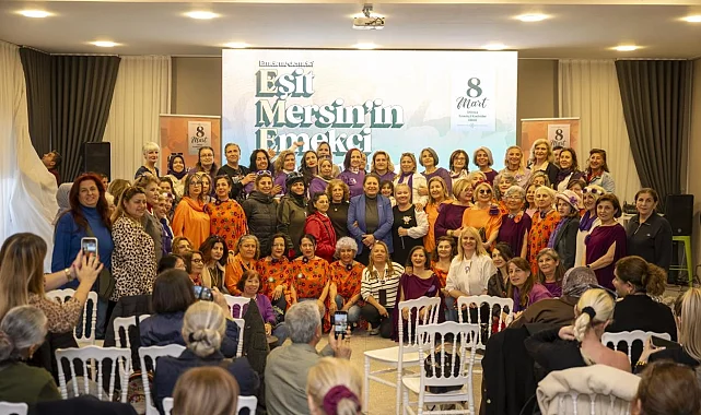 Mersin'de 8 Mart 'Eşit Mersin'in Emekçi Kadınları' vurgusuyla kutlandı