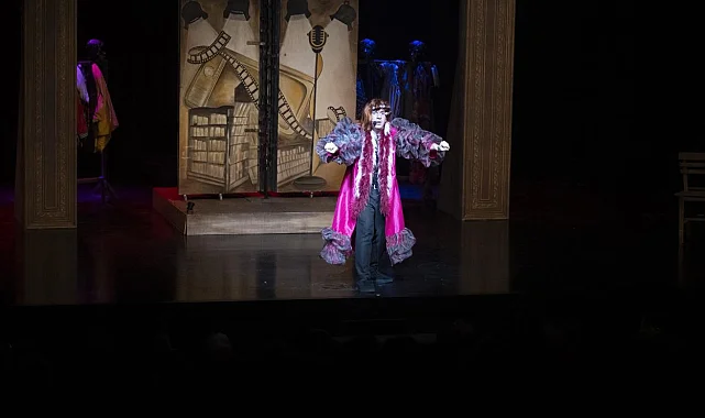 Mersin'de Dünya Tiyatro Günü coşkusu