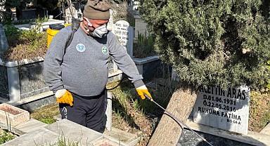 Mezarlıklar ve Şehitliklerde Yoğun Mesai