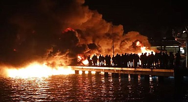 Milyon Dolarlık Yatlar Yangında Yok Oldu