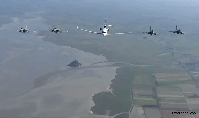 Mont Saint-Michel Üzerinde Nükleer Mesaj