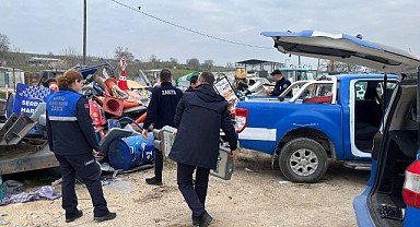 Nilüfer’de Cadde ve Kaldırımlar Temizleniyor