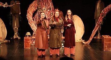 Ordu'da kadınların dünyasına dokunan yeni oyun