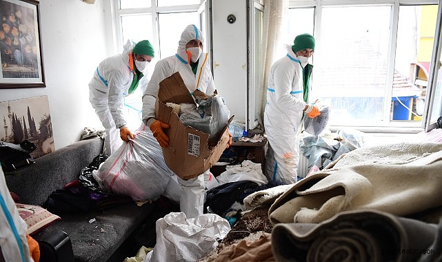 Osmangazi Belediyesi Çöp Ev Operasyonuyla Mahalleye Nefes Aldırdı