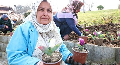 Osmangazi’de Bahar Renkleri Sokakları Süslemeye Başladı