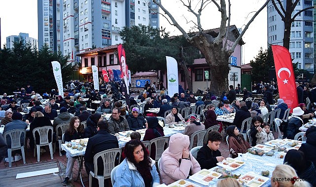Osmangazi’de Mahalle İftarları Dayanışmayı Büyütüyor