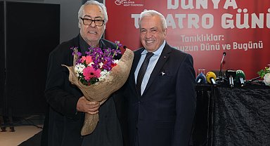 Rutkay Aziz Dünya Tiyatro Günü'nde Nilüferlilerle buluştu