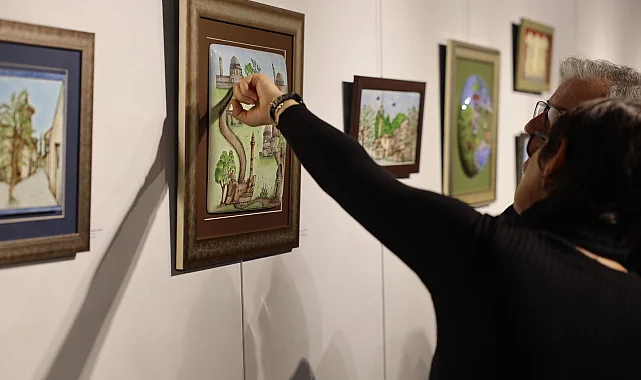 Sakarya'da genç sanatçıların hazırladığı "Topraktan Geleneğe Çini" sergisi