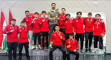 Sakarya'nın milli sporcularından Macaristan'da çifte madalya