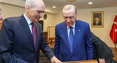 TBMM'de nostaljik fotoğraf hediyesi