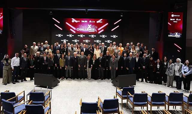 Tekstilde geleceğin kodları Bursa'da yazıldı