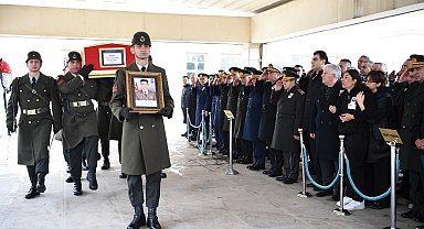 TSK'dan şehit binbaşı Sinan Taştekin'e son görev