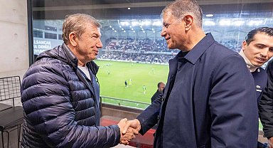 Türk futbolunun efsanesinden Başkan Tugay'a Karşıyaka Stadı teşekkürü
