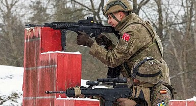 Türk ve İspanyol Askerlerden Ortak Mesaj