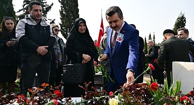 Yıldırım Belediye Başkanı Yılmaz’dan Şehitlik Ziyareti