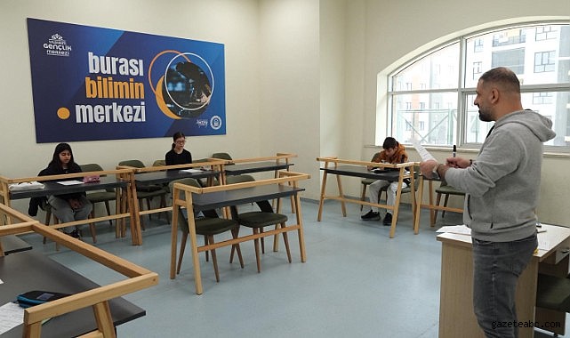 Yıldırım Belediyesi’nden LGS’ye Hazırlanan Öğrencilere Ücretsiz Destek Kursu