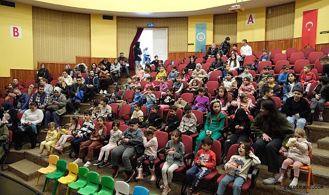 Yıldırım’da Çocuklar Her Pazar Tiyatro ile Buluşuyor