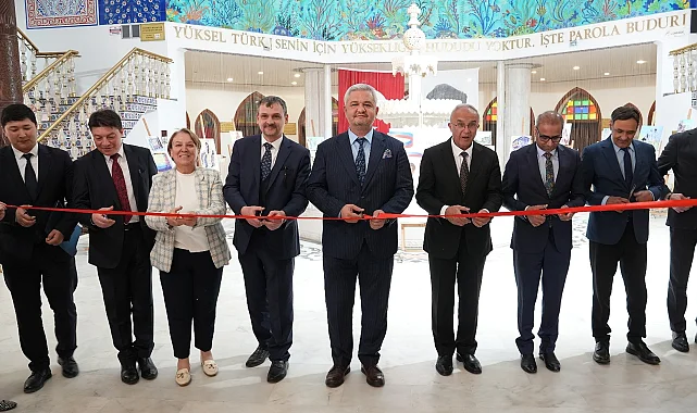 Ankara tarihine ışık tutan resim sergisi Keçiören'de açıldı