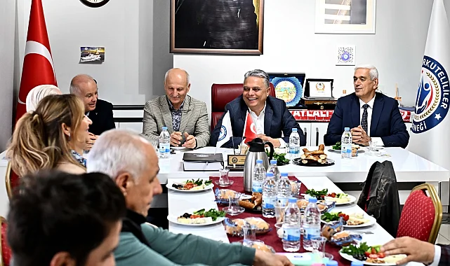 Antalya Muratpaşa'da 'Korkuteli'lilerden tarhana ikramı