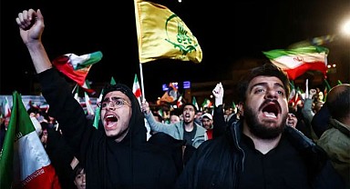 Ateşkes Sonrası İran’da Kutlamalar Geceyi Sardı