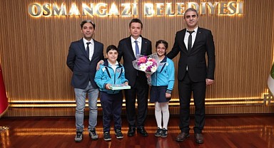 Başkan Aydın’dan anlamlı 23 Nisan buluşması