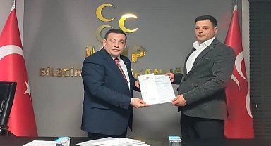 Bilecik'te yoğun iş temposu dolayısıyla istifa eden MHP'li ilçe başkanı yeniden aynı göreve getirildi!