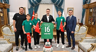 Bursa Büyükşehir Belediyesi’nde 23 Nisan Devir Teslimi